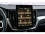 Volvo XC60 2.0 T6 Plug-in hybrid AWD Plus Black Edition | Trekhaak | Memory | 360° camera | Stoelverwarming V+A | Stuurverwarming | Harman/Kardon | DAB | BLIS | Adaptieve cruise |
