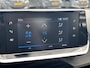 Peugeot 208 1.2 PureTech Allure 100 PK | Handgeschakeld | Climate Control | NL Auto | Parkeersensoren | Led | Navigatie by Apple Carplay / Android Auto