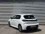 Peugeot 208 1.2 PureTech Allure 100 PK | Handgeschakeld | Climate Control | NL Auto | Parkeersensoren | Led | Navigatie by Apple Carplay / Android Auto