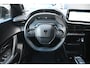 Peugeot e-2008 EV Allure Avantage 54 kWh 96% SOH | Navigatie | Achteruitrijcamera | Dodehoekdetectie | Adaptive Cruise | Climate Control | !!