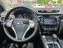 Nissan Qashqai 1.2 Tekna + | Met o.a. stoelverwarming, 360° camera, navigatie, elektrische stoelbediening en climate control!