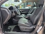Nissan Qashqai 1.2 Tekna + | Met o.a. stoelverwarming, 360° camera, navigatie, elektrische stoelbediening en climate control!