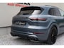 Porsche Cayenne 3.0 / Luchtvering/ Panoramadak/ 22 Inch/ Memory