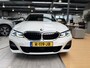 BMW 3-Serie Touring 330e High Executive M-Sport Full Options I PANO I LED I Sportstoelen I Adapt Cruise I Head-Up I 18"LM
