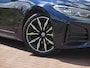 BMW 4-Serie Gran Coupe 420i Business Edition Plus | M-Pakket | Panoramadak | Camera | Sfeerverlichting | Leer |