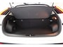Kia Niro EV e-Niro DynamicLine 64.8 kWh 3-fase [ Navi Adapt.cruise Camera Stoel-en stuurverwarming ]
