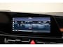 Kia Niro EV e-Niro DynamicLine 64.8 kWh 3-fase [ Navi Adapt.cruise Camera Stoel-en stuurverwarming ]