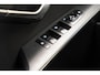 Kia Niro EV e-Niro DynamicLine 64.8 kWh 3-fase [ Navi Adapt.cruise Camera Stoel-en stuurverwarming ]