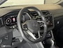 Volkswagen Tiguan eHybrid R-Line | Head-Up | Pano | Leder | Trekhaak | 59.000 KM