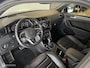 Volkswagen Tiguan eHybrid R-Line | Head-Up | Pano | Leder | Trekhaak | 59.000 KM