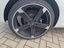 Volkswagen Golf 1.2 TSI STYLE Bluem. Climate en Cruise  Navigatie Schuifak 18LM