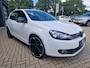 Volkswagen Golf 1.2 TSI STYLE Bluem. Climate en Cruise  Navigatie Schuifak 18LM