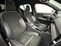 Volvo XC40 Recharge P8 AWD R-Design SOH 93,9% | Warmtepomp | Camera | Navigatie | Stoel/Stuurverwarming