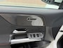 Mercedes-Benz B-klasse 180 Business Solution AMG, Stoelverwarming, Trekhaak, Elekt. klep