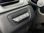 Renault Captur 1.6 E-Tech Plug-in Hybrid 160 Intens | Navigatie | Camera | Climate control | Cruise control | Parkeersensoren | Carplay | Trekhaak