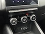 Renault Captur 1.6 E-Tech Plug-in Hybrid 160 Intens | Navigatie | Camera | Climate control | Cruise control | Parkeersensoren | Carplay | Trekhaak