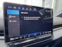 Volkswagen T-Roc 1.5 eTsi 150pk DSG R-Line First Edition Virtual Cockpit Carplay Trekhaak Camera Keyless Stoelverwarming