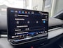 Volkswagen T-Roc 1.5 eTsi 150pk DSG R-Line First Edition Virtual Cockpit Carplay Trekhaak Camera Keyless Stoelverwarming