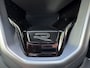 Volkswagen T-Roc 1.5 eTsi 150pk DSG R-Line First Edition Virtual Cockpit Carplay Trekhaak Camera Keyless Stoelverwarming