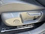 Volkswagen T-Roc 1.5 eTsi 150pk DSG R-Line First Edition Virtual Cockpit Carplay Trekhaak Camera Keyless Stoelverwarming