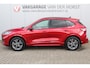 Ford Kuga 2.5-225pk PHEV ST-Line X. Hybride rijden voor een reëel bedrag ! Autm. airco dual, stuur-, stoel-, achterb.- en voorraamverw., elektr. achterklep, B&O soundsyst., navigatie, telefoonvoorb., camera v+a, side- en lane assist etc.