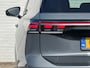 Volkswagen Tiguan 1.5 eHybrid R-Line Plug in Trekhaak Massage stoelen Camera Carplay