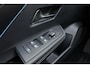 Opel Astra Electric 58 kWh Ultimate DEMO | 413 Km WLTP | Panoramisch Schuif/Kantel Dak | Electrische Achterklep | Stuur + Stoelverwarming | Keyless Start & Entry