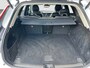 Volvo XC60 2.0 B5 Momentum Pro | Wegklapbare trekhaak | Camera | Stoelverwarming | Stuurverwarming | Adaptive cruise controle | Leder | Carplay | Full LED | Elektrische achterklep