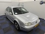 Volkswagen Bora 1.6-16V Comfortline / KLIMAT-AIRCO / NAP / NIEUWE APK
