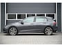 Volkswagen Golf 1.5 eTSI / PANO / MEMORY / MASSAGE / LED / SFEERVERLICHTING / ACC / DOLPHIN GREY