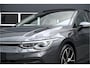 Volkswagen Golf 1.5 eTSI / PANO / MEMORY / MASSAGE / LED / SFEERVERLICHTING / ACC / DOLPHIN GREY