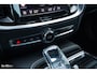 Volvo V60 2.0 T8 Plug-in hybrid AWD Ultimate Dark Long Range | Panorama dak | Harman Kardon | Adaptieve cruise | Blis | Memory |