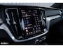 Volvo V60 2.0 T8 Plug-in hybrid AWD Ultimate Dark Long Range | Panorama dak | Harman Kardon | Adaptieve cruise | Blis | Memory |