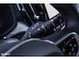 Volvo V60 2.0 T8 Plug-in hybrid AWD Ultimate Dark Long Range | Panorama dak | Harman Kardon | Adaptieve cruise | Blis | Memory |