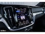 Volvo V60 2.0 T8 Plug-in hybrid AWD Ultimate Dark Long Range | Panorama dak | Harman Kardon | Adaptieve cruise | Blis | Memory |