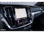 Volvo V60 2.0 T8 Plug-in hybrid AWD Ultimate Dark Long Range | Panorama dak | Harman Kardon | Adaptieve cruise | Blis | Memory |