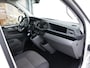 Volkswagen Transporter 2.0 TDI L2H1 28 Bulli | Trekhaak | Adaptive cruise | Navigatie 'Pro' | Versterkte vering | Parkeersensoren | LED |