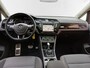 Volkswagen Touran 1.4 TSI Highline SOUND /schitterende kleur!/Pano/Camera/Cruise/Navi/17"/