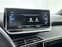 Peugeot e-2008 SUV 136pk EV 50 kWh GT Pack | Accu 91% | Fase 3 | Panorama dak | Camera | Navigatie | Parkeersensoren | Carplay