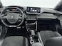 Peugeot e-2008 SUV 136pk EV 50 kWh GT Pack | Accu 91% | Fase 3 | Panorama dak | Camera | Navigatie | Parkeersensoren | Carplay