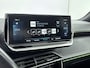 Peugeot e-2008 SUV 136pk EV 50 kWh GT Pack | Accu 91% | Fase 3 | Panorama dak | Camera | Navigatie | Parkeersensoren | Carplay
