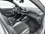 Peugeot e-2008 SUV 136pk EV 50 kWh GT Pack | Accu 91% | Fase 3 | Panorama dak | Camera | Navigatie | Parkeersensoren | Carplay