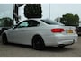 BMW 3-Serie COUPÉ 320I BUSINESS LINE M-SPORT | SCHUIFDAK | XENON | HARMAN/KARDON | KEY-LESS | LEDER | NAVI | TREKHAAK