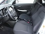 Suzuki Swift 1.2 Style Smart Hybrid Afneembare Trekhaak, Cruise en Climate Control, Carplay/Android Auto, Achteruitrijcamera