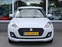 Suzuki Swift 1.2 Style Smart Hybrid Afneembare Trekhaak, Cruise en Climate Control, Carplay/Android Auto, Achteruitrijcamera