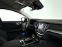 Volvo V60 T6 Plug-in hybrid AWD Essential Bright | SOH 99% | Parkeercamera | Stoel- en Stuurverwarming | Cruise control