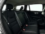 Volvo V60 T6 Plug-in hybrid AWD Essential Bright | SOH 99% | Parkeercamera | Stoel- en Stuurverwarming | Cruise control