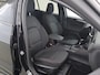 Ford Focus 1.0 EcoBoost Hybrid ST Line X | Afneembare Trekhaak | Winterpakket | Cruise Control Adaptief | Parkeercamera | HUD | Navigatie | Apple Carplay/Android Auto |