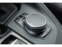 BMW X1 sDrive20i Orange Edition III | Rijklaar! | Orig. NL | HUD | Leder | Camera+PDC | Dig. Cockpit | Cruise | Stoelverw. | NAV | Climate | Elek. Klep | LED | 19'' V