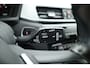 BMW X1 sDrive20i Orange Edition III | Rijklaar! | Orig. NL | HUD | Leder | Camera+PDC | Dig. Cockpit | Cruise | Stoelverw. | NAV | Climate | Elek. Klep | LED | 19'' V